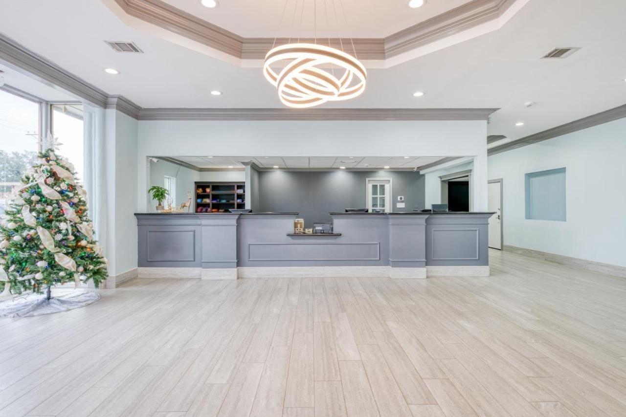 Hotel Elev8 Conroe Ngoại thất bức ảnh