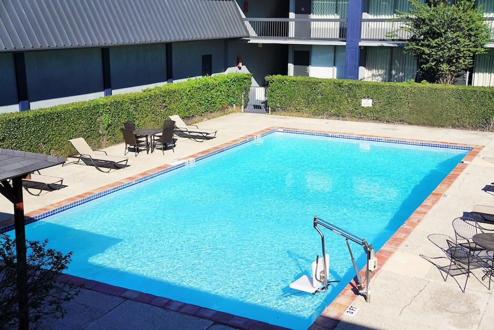 Hotel Elev8 Conroe Ngoại thất bức ảnh