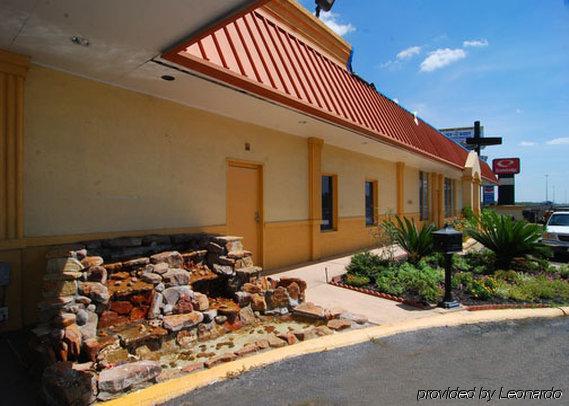 Hotel Elev8 Conroe Ngoại thất bức ảnh