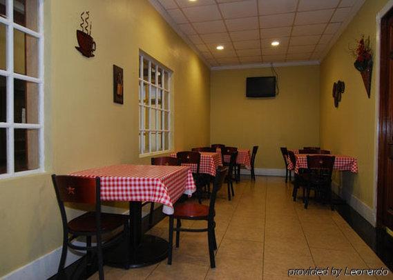 Hotel Elev8 Conroe Nhà hàng bức ảnh
