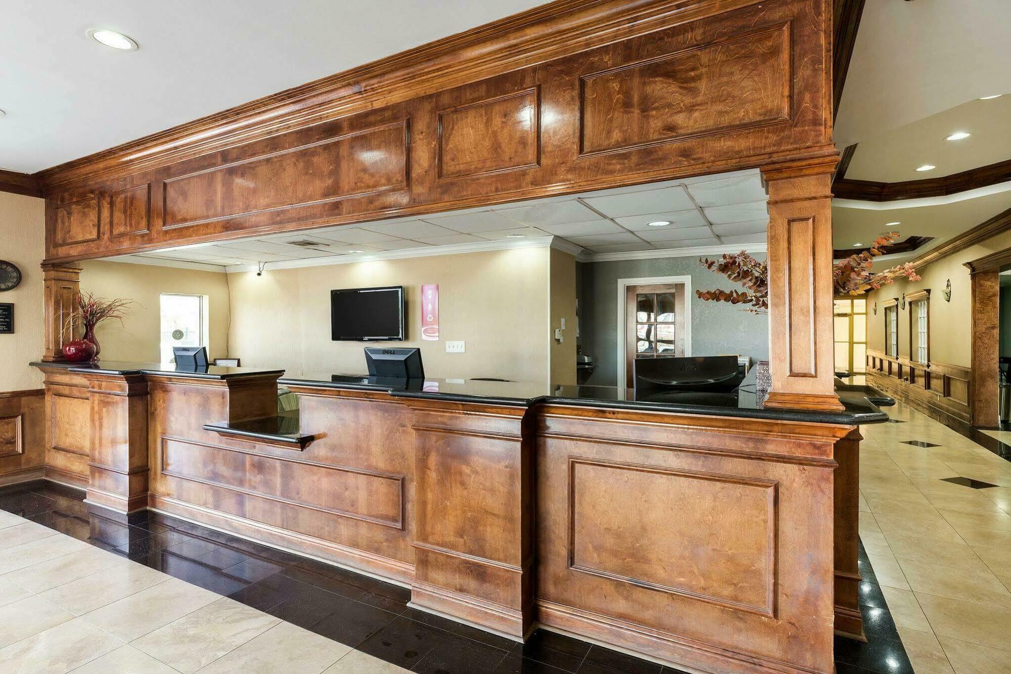 Hotel Elev8 Conroe Ngoại thất bức ảnh