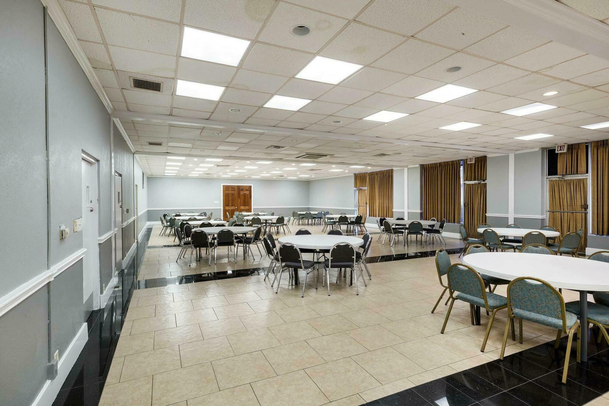 Hotel Elev8 Conroe Ngoại thất bức ảnh